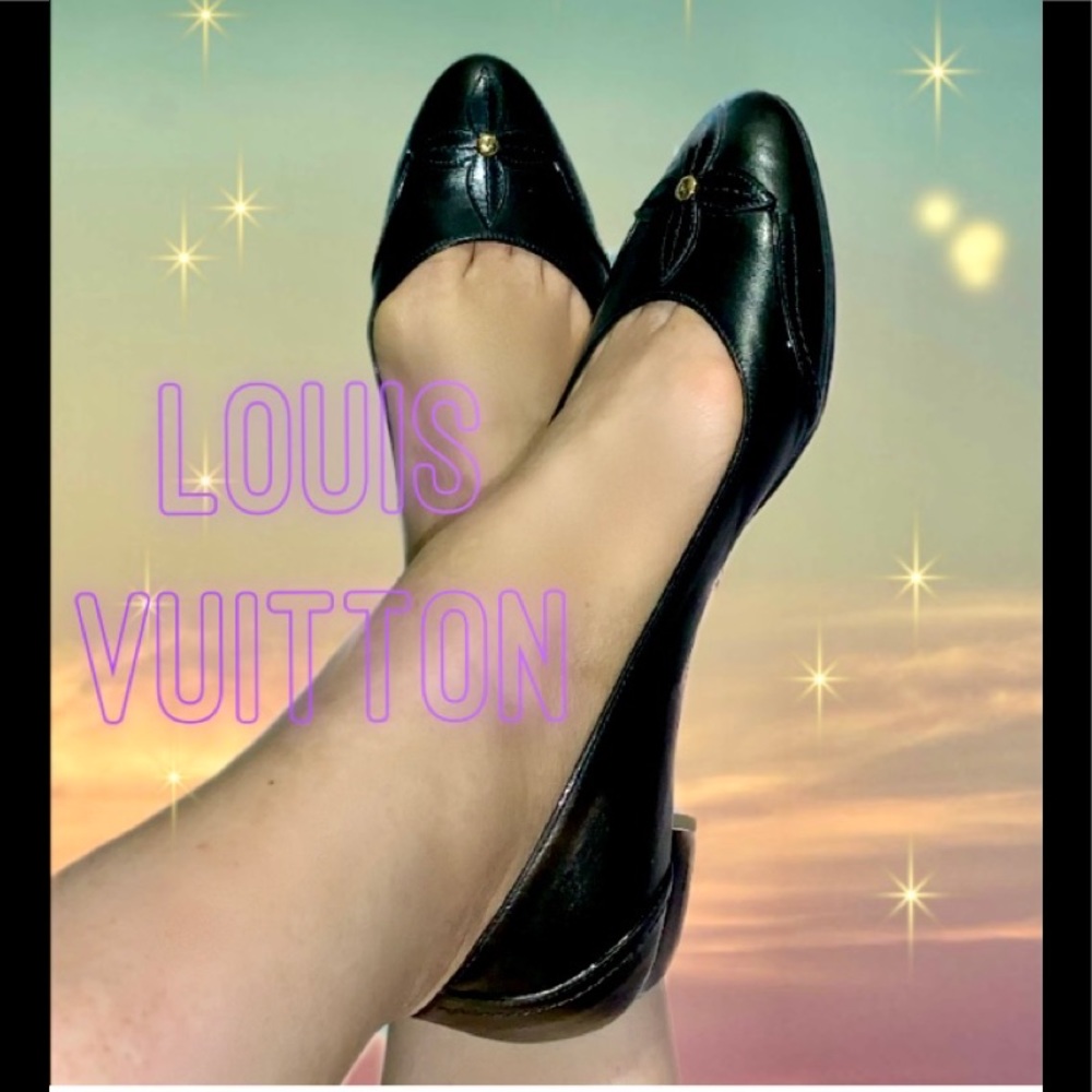 LOUIS VUITTON• Monogram Flower. Flats/ size 38!!